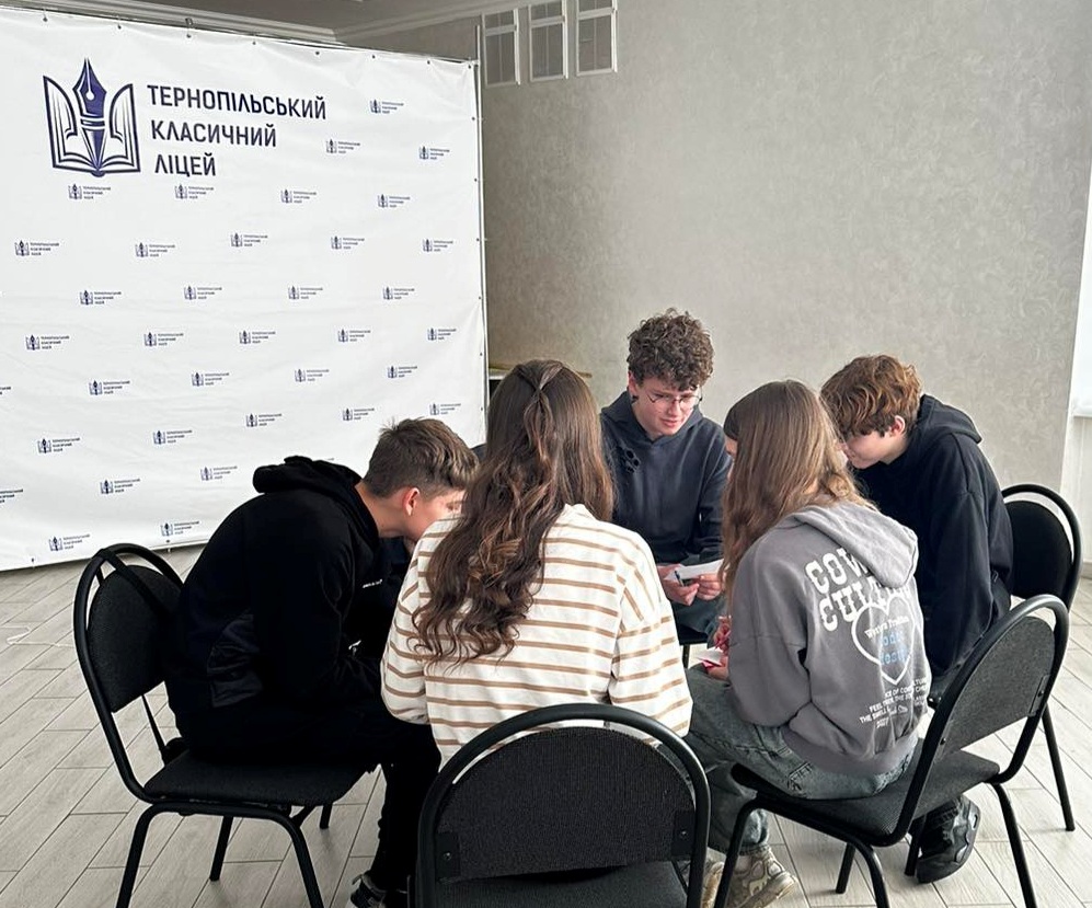 Аналіз кейсів.jpg